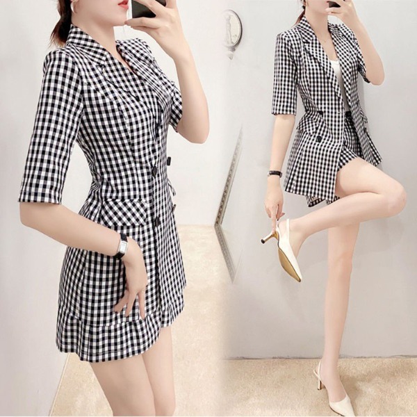 Set vest caro short kèm áo trong