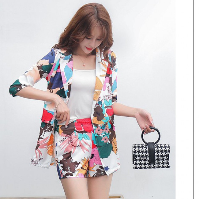 Set vest 3 trong 1 họa tiết trẻ trung
